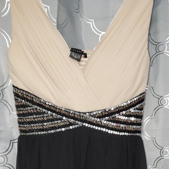 Party Dress - Gold & Sequins - Picture 1 of 5